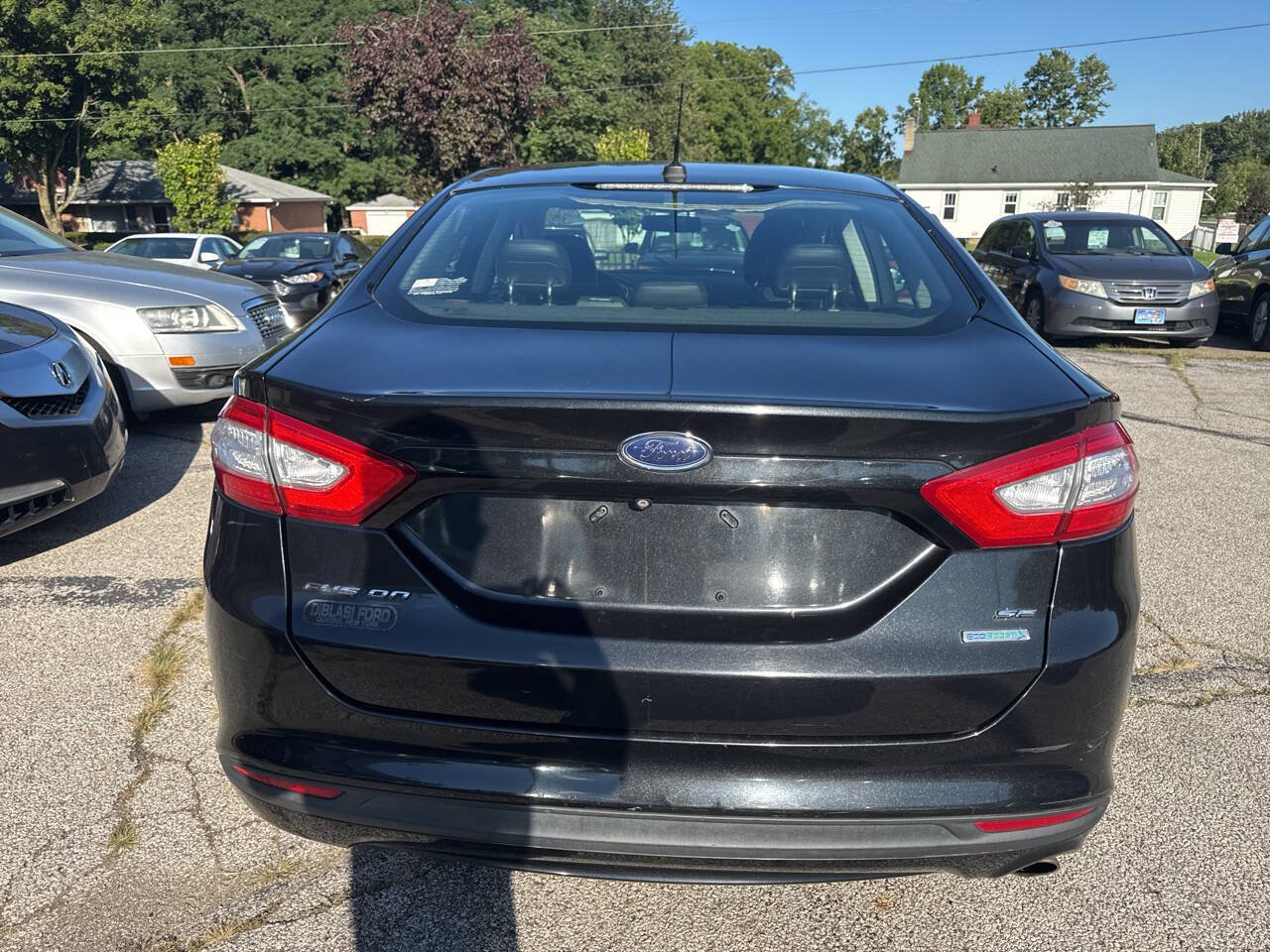 Used 2014 Ford Fusion SE w/ Equipment Group 202A FWD image 7