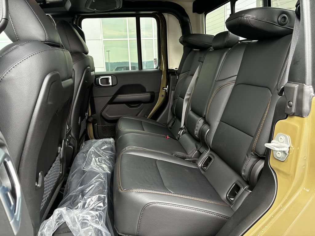 New 2026 Jeep Gladiator Willys AWD/4WD image 18