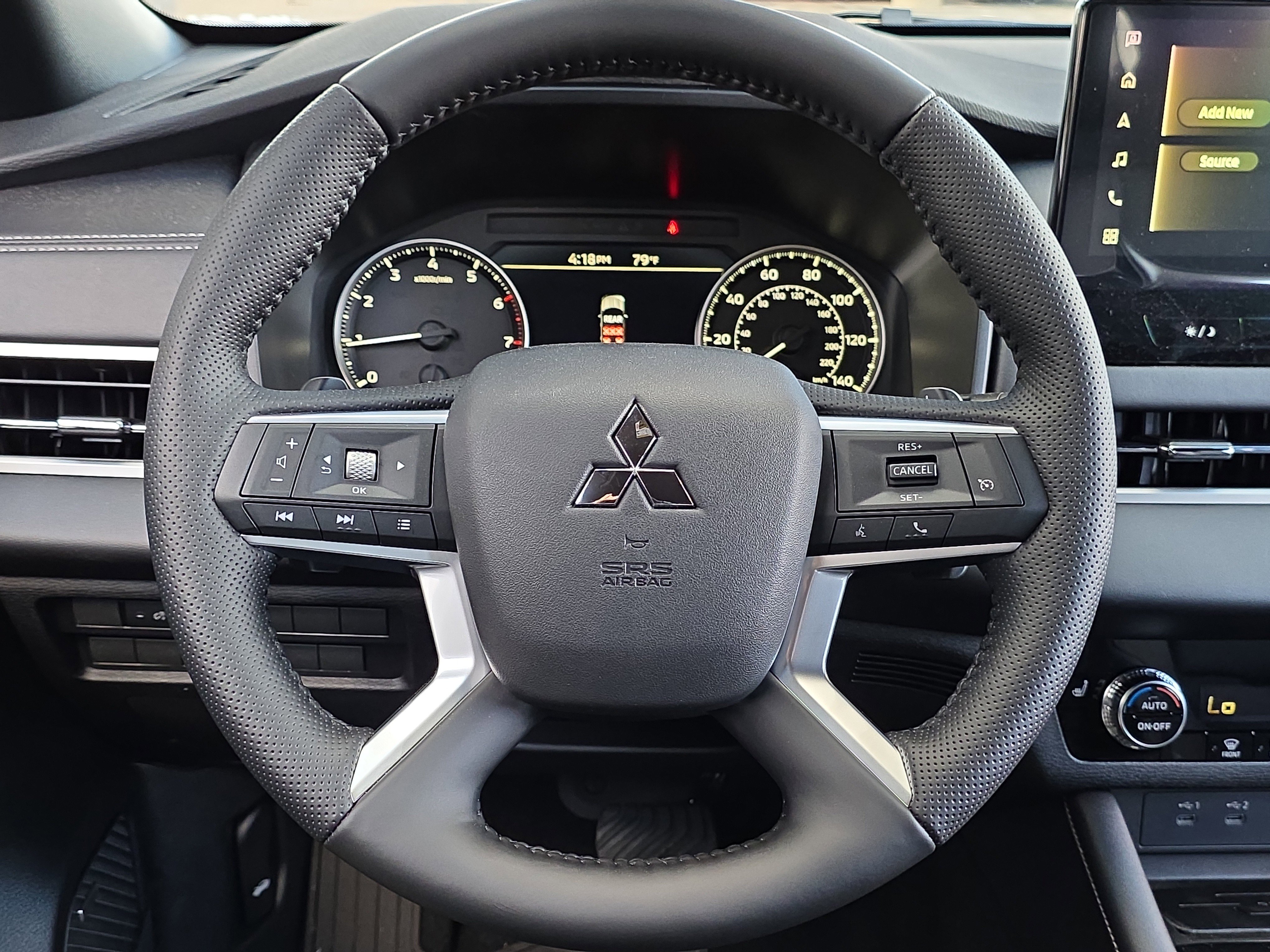 New 2026 Mitsubishi Outlander LE FWD image 15
