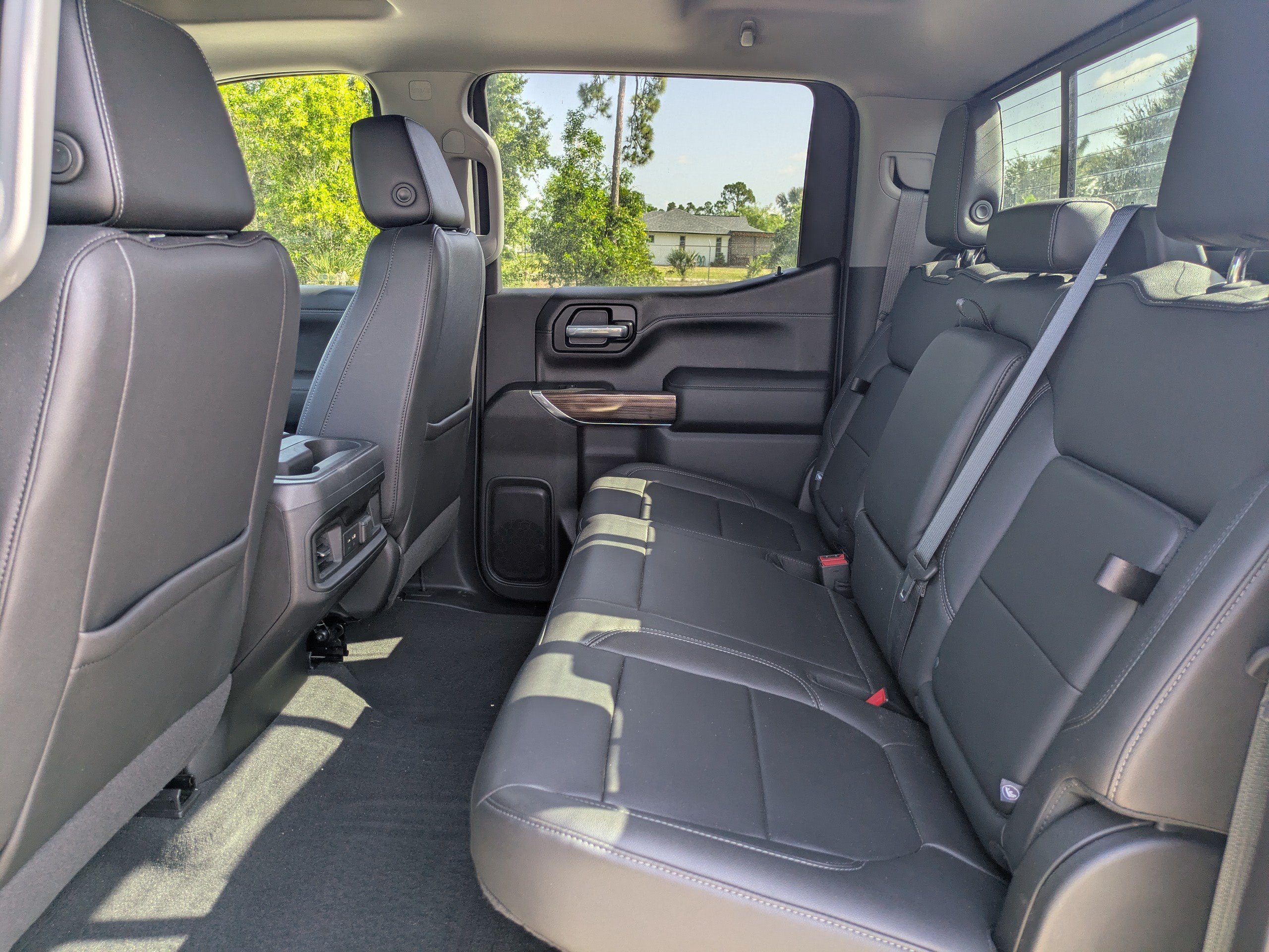 Used 2021 Chevrolet Silverado 1500 LT Trail Boss w/ Convenience Package II AWD/4WD image 13