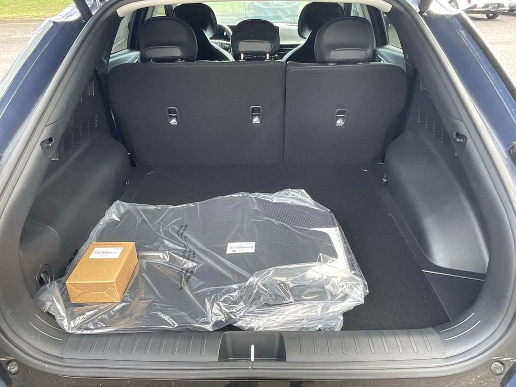 New 2025 Kia EV6 Wind image 16