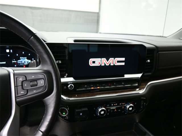 Used 2022 GMC Sierra 1500 Elevation w/ Elevation Premium Package image 13