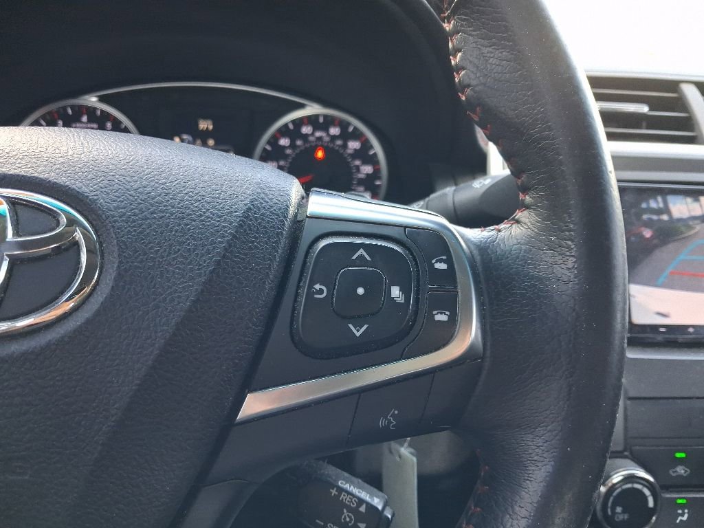 Used 2017 Toyota Camry SE FWD image 27