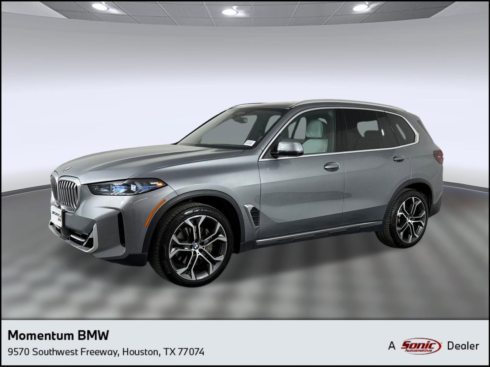 Certified 2024 BMW X5 xDrive40i w/ Premium Package AWD/4WD image 1