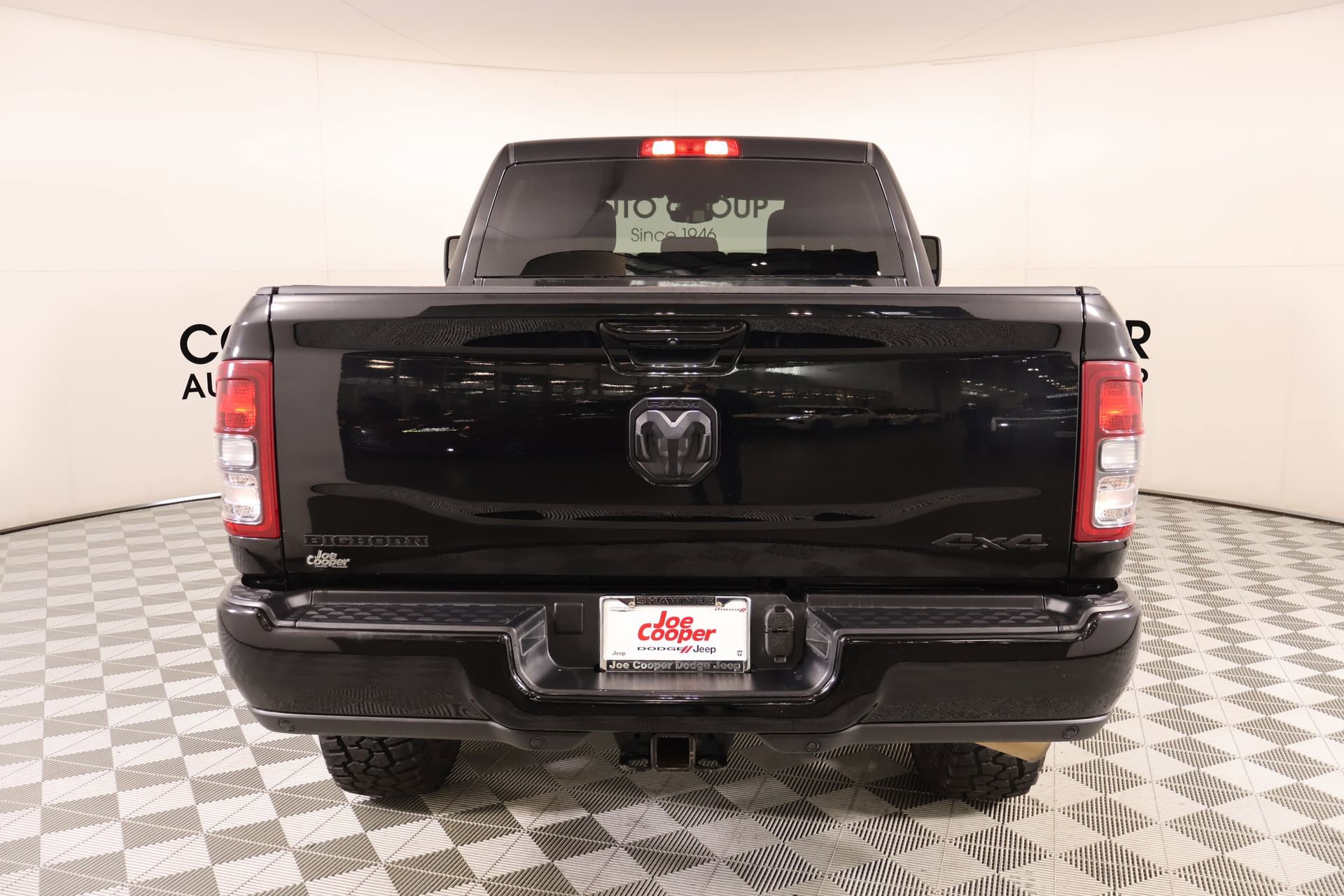 Used 2023 RAM 2500 Big Horn w/ Night Edition AWD/4WD image 21