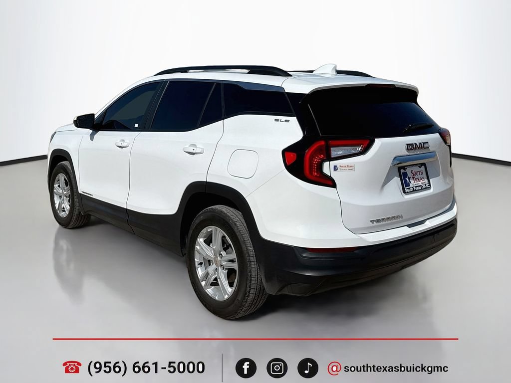 Used 2024 GMC Terrain SLE w/ Driver Convenience Package FWD image 6