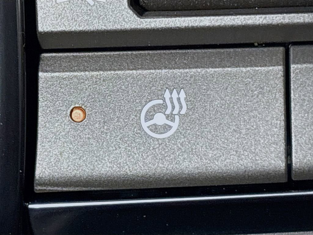 New 2026 GMC Acadia AT4 w/ Luxury Package image 36