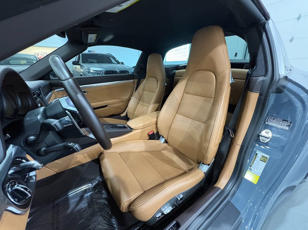 Used 2017 Porsche 911 Targa 4S AWD/4WD image 16