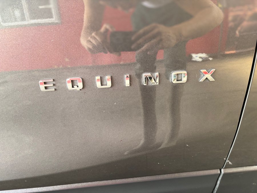 Used 2019 Chevrolet Equinox LT w/ Driver Convenience Package FWD image 32