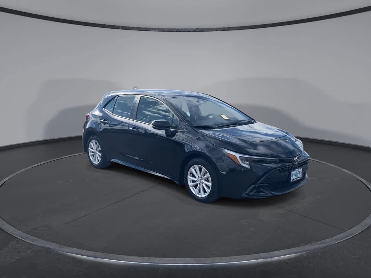 Certified 2024 Toyota Corolla SE w/ SE Package FWD image 2