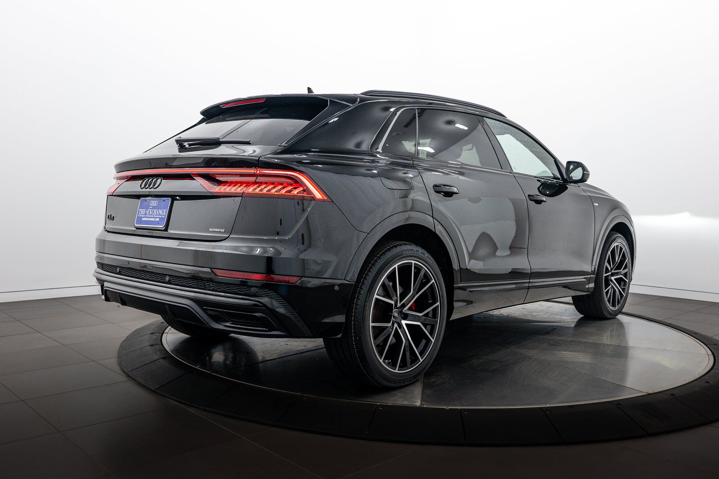 Certified 2022 Audi Q8 Premium Plus AWD/4WD image 4