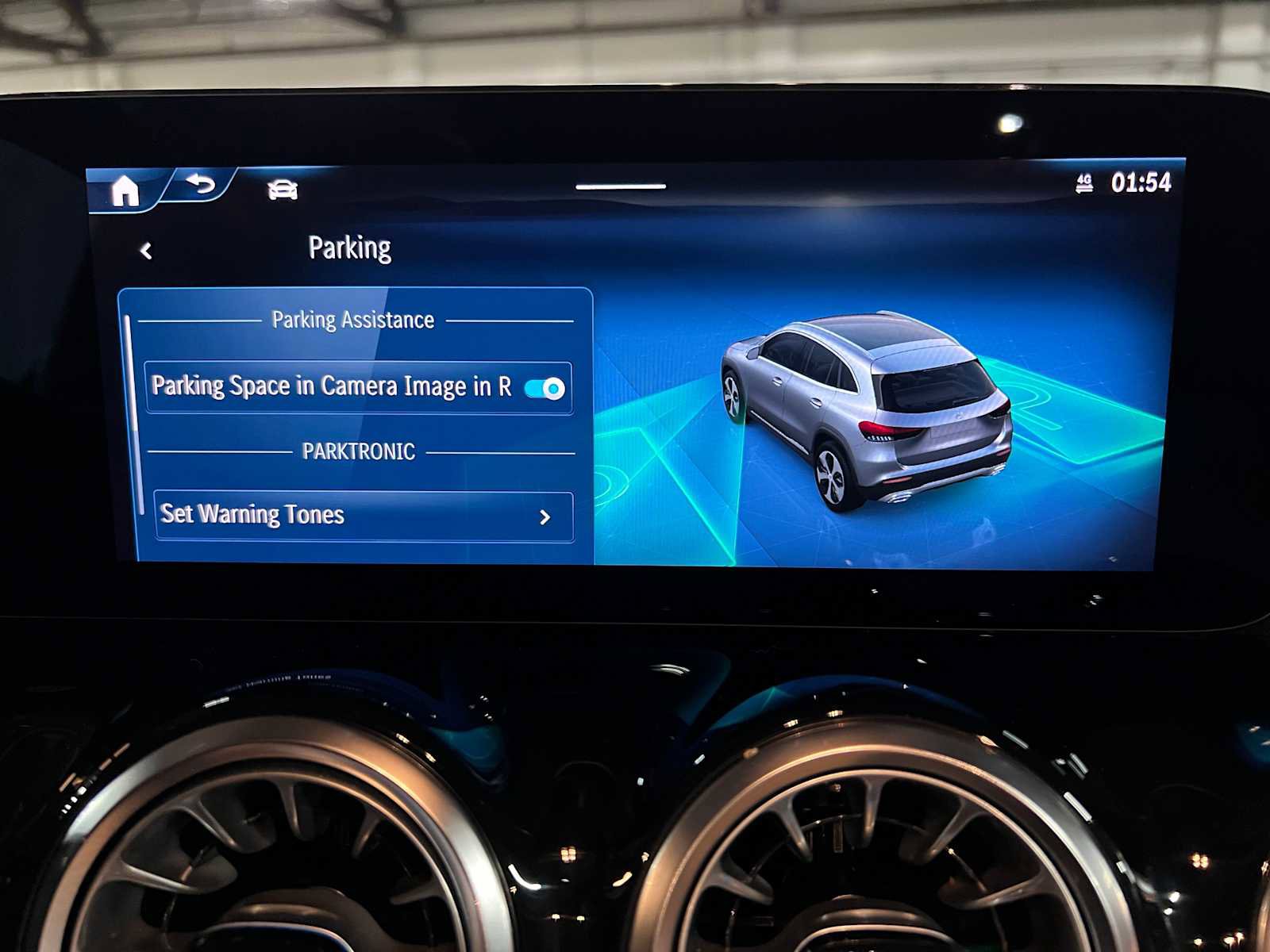 Certified 2025 Mercedes-Benz GLA 250 4MATIC image 36