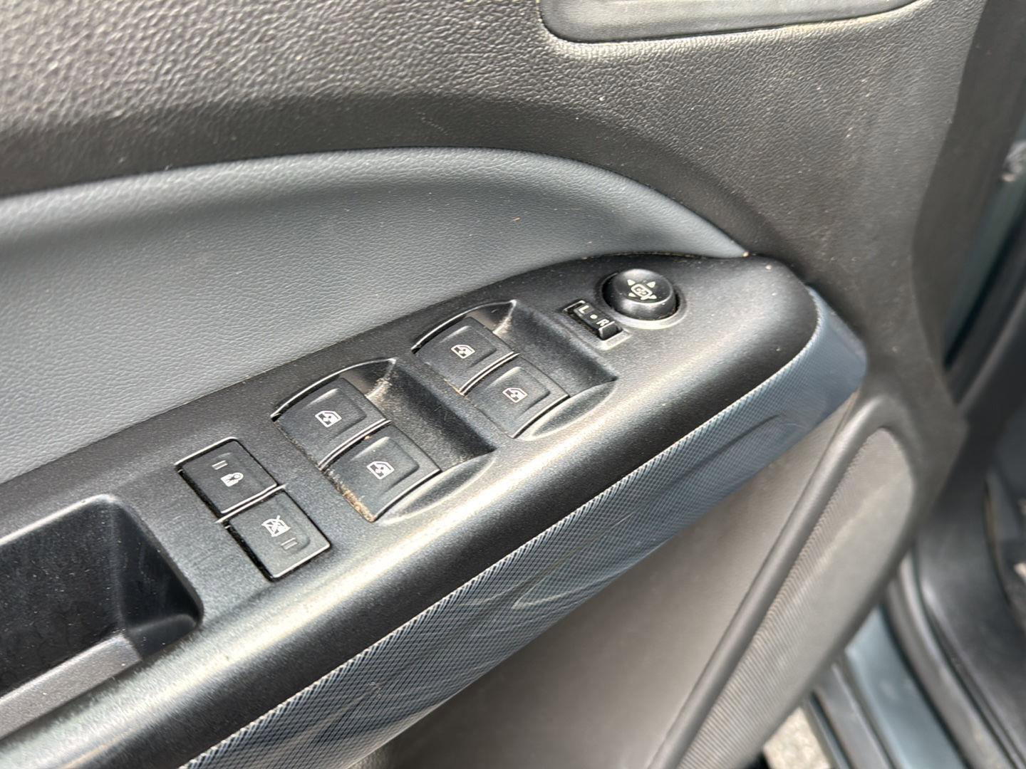 Used 2016 Chevrolet Colorado Z71 image 29