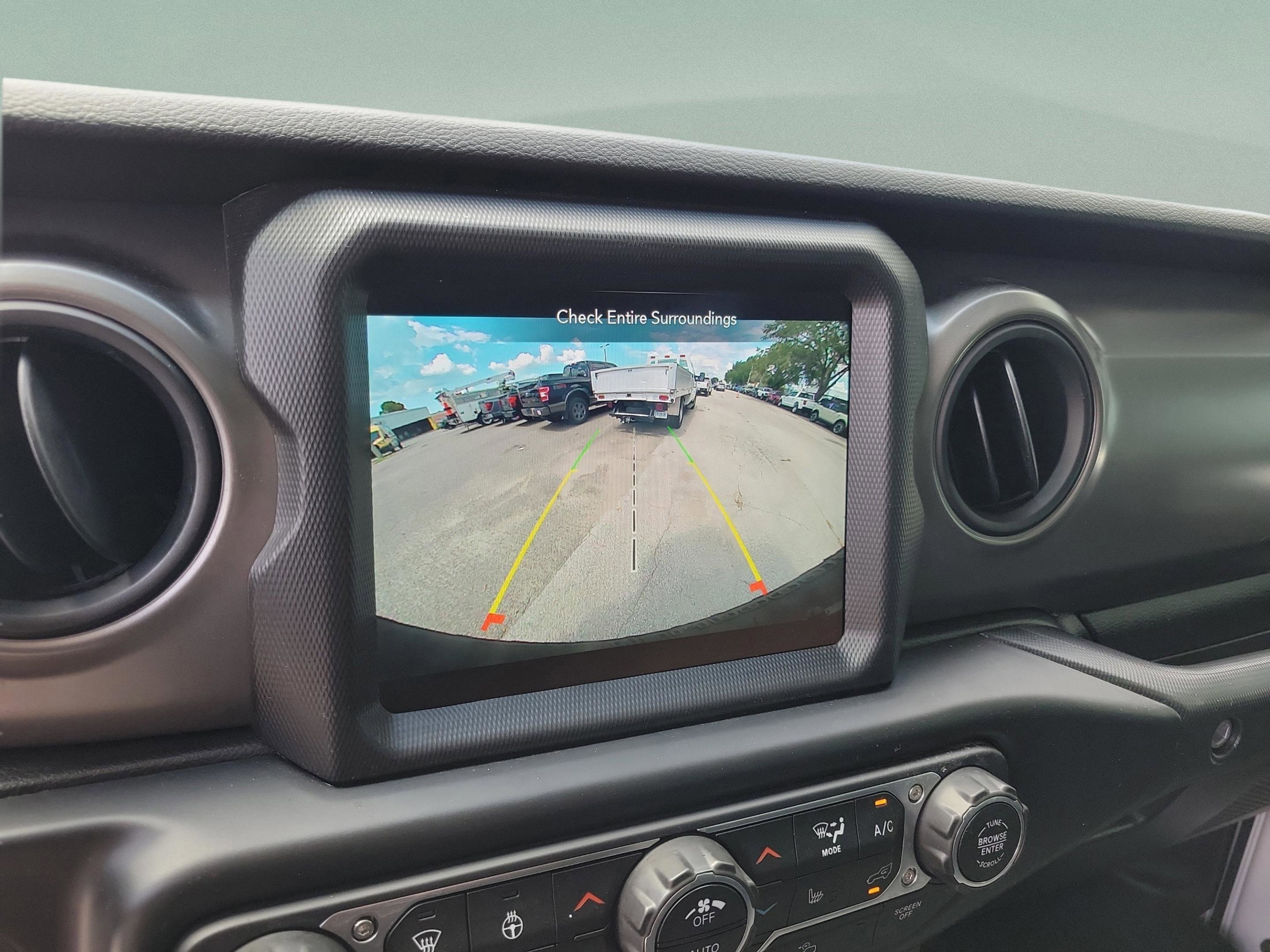 Used 2022 Jeep Wrangler Unlimited Sport image 19