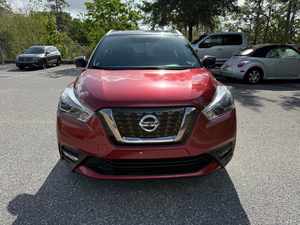 Used 2019 Nissan Kicks SR w/ Exterior Electronics Package image 2