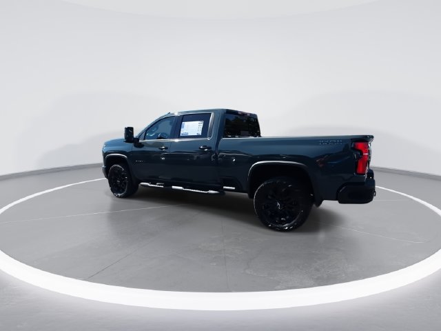 Used 2026 Chevrolet Silverado 2500 LTZ w/ LTZ Plus Package AWD/4WD image 6