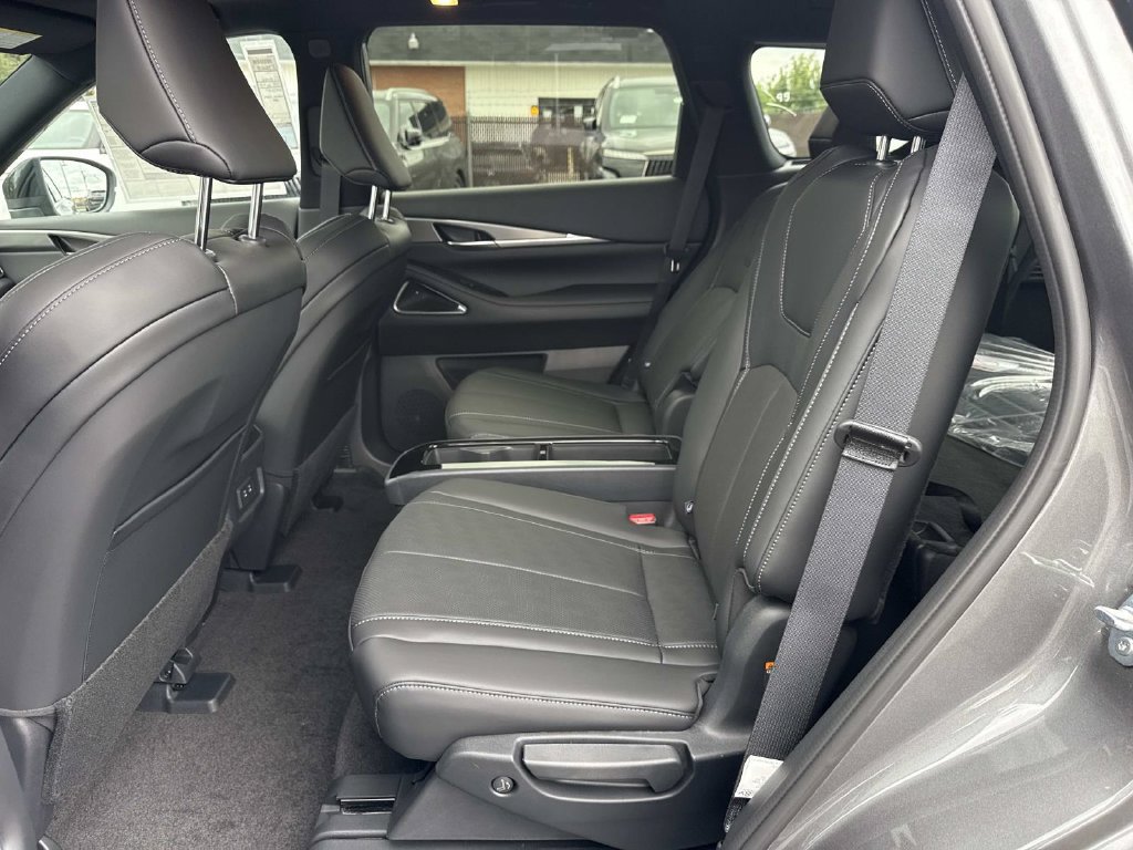 New 2027 INFINITI QX60 Sport w/ Dark Cargo Package AWD/4WD image 17
