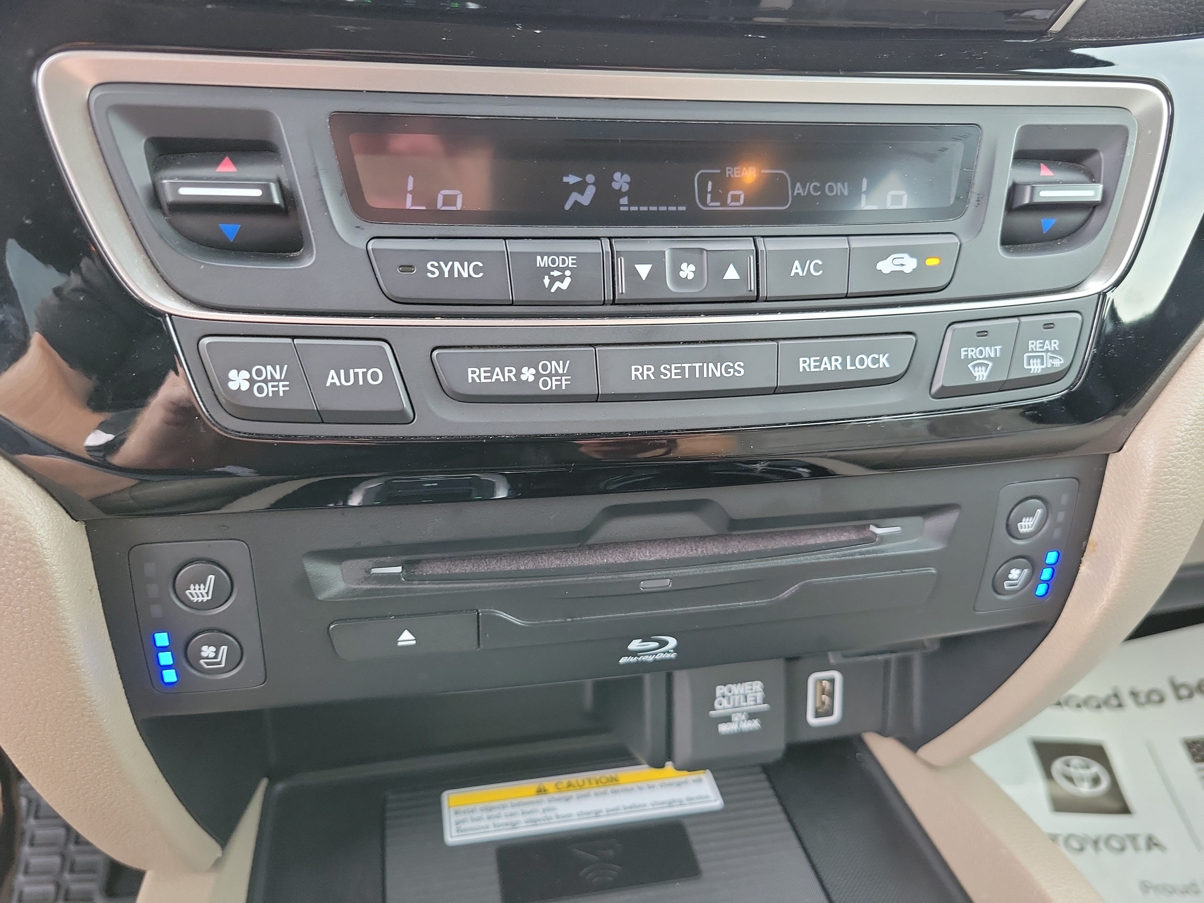 Used 2020 Honda Pilot Elite image 18
