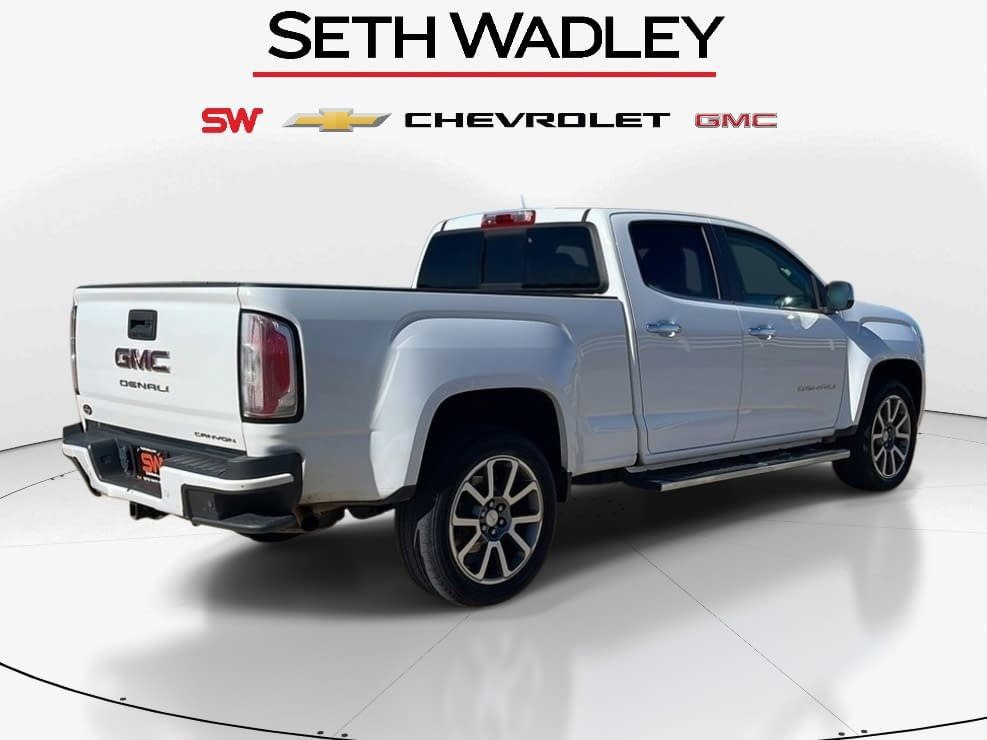 Used 2021 GMC Canyon Denali image 7