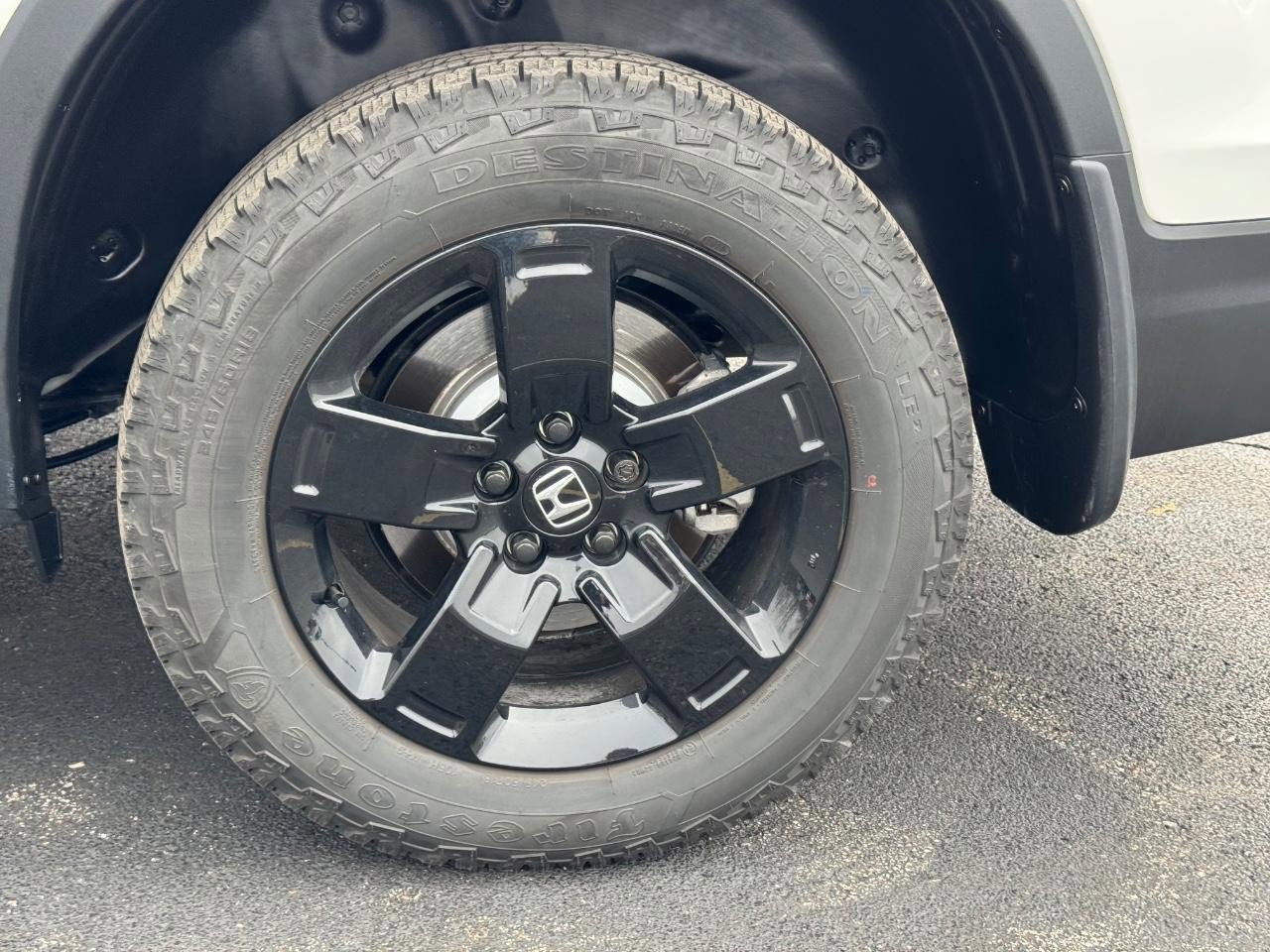 Certified 2025 Honda Ridgeline Black Edition image 7