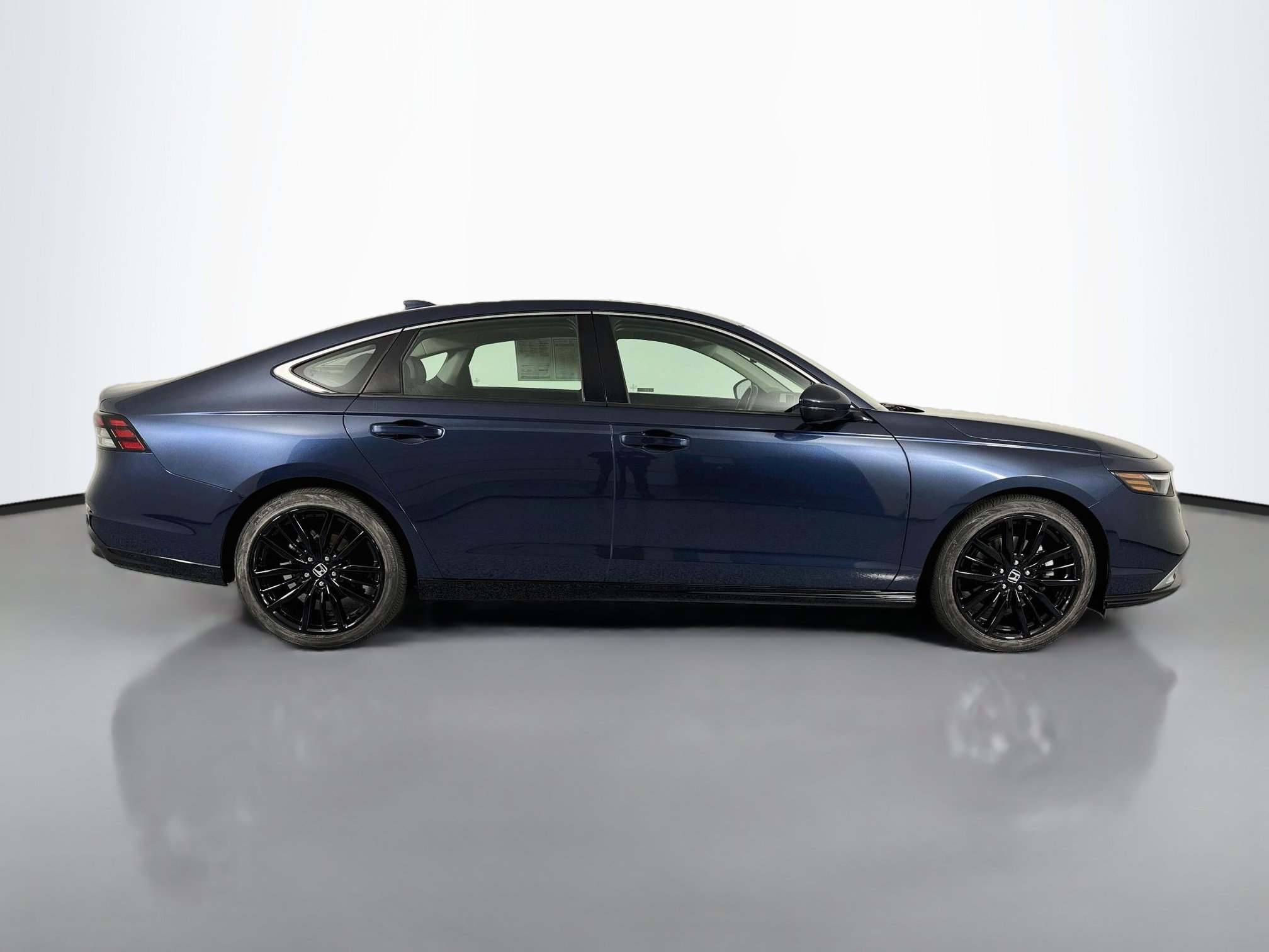 Certified 2024 Honda Accord Touring image 4