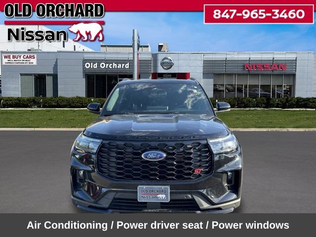 Used 2025 Ford Explorer ST AWD/4WD image 2