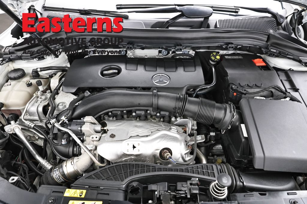 Used 2023 Mercedes-Benz GLA 250 4MATIC w/ Premium Package image 7
