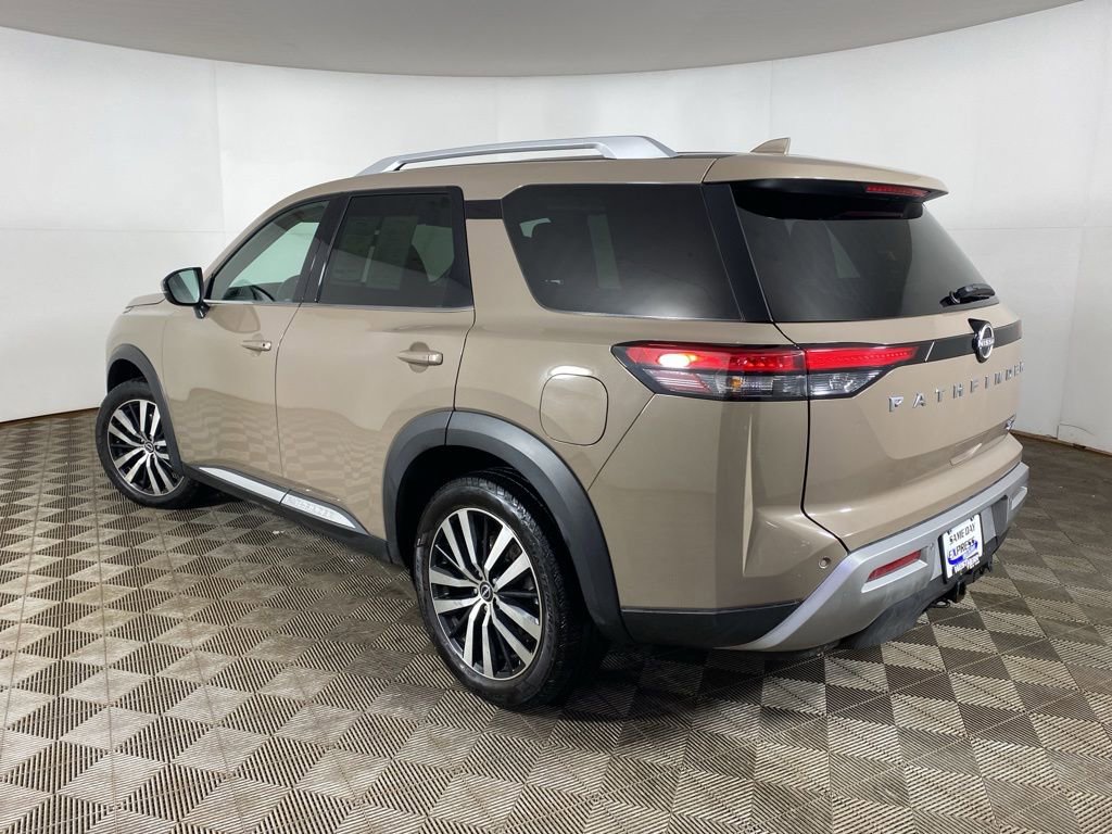 Used 2023 Nissan Pathfinder Platinum image 31