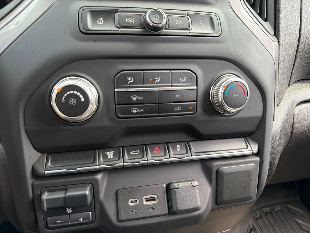 Used 2021 GMC Sierra 3500 4x4 Crew Cab w/ Convenience Package image 12