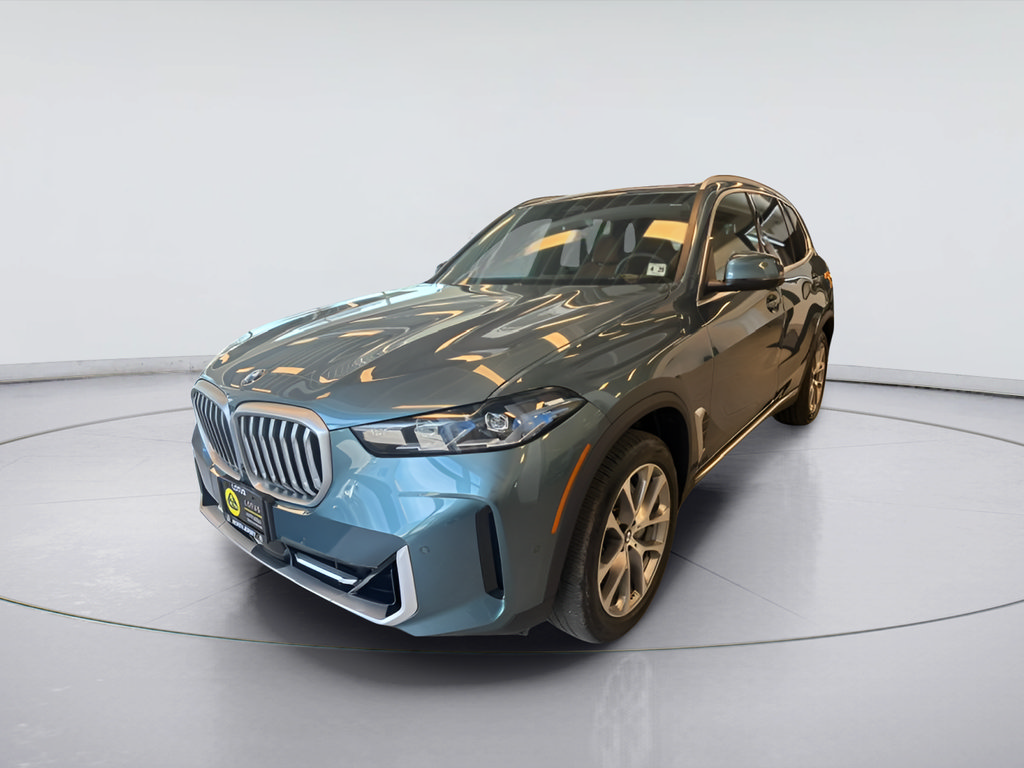 Used 2025 BMW X5 xDrive40i w/ Premium Package AWD/4WD image 2