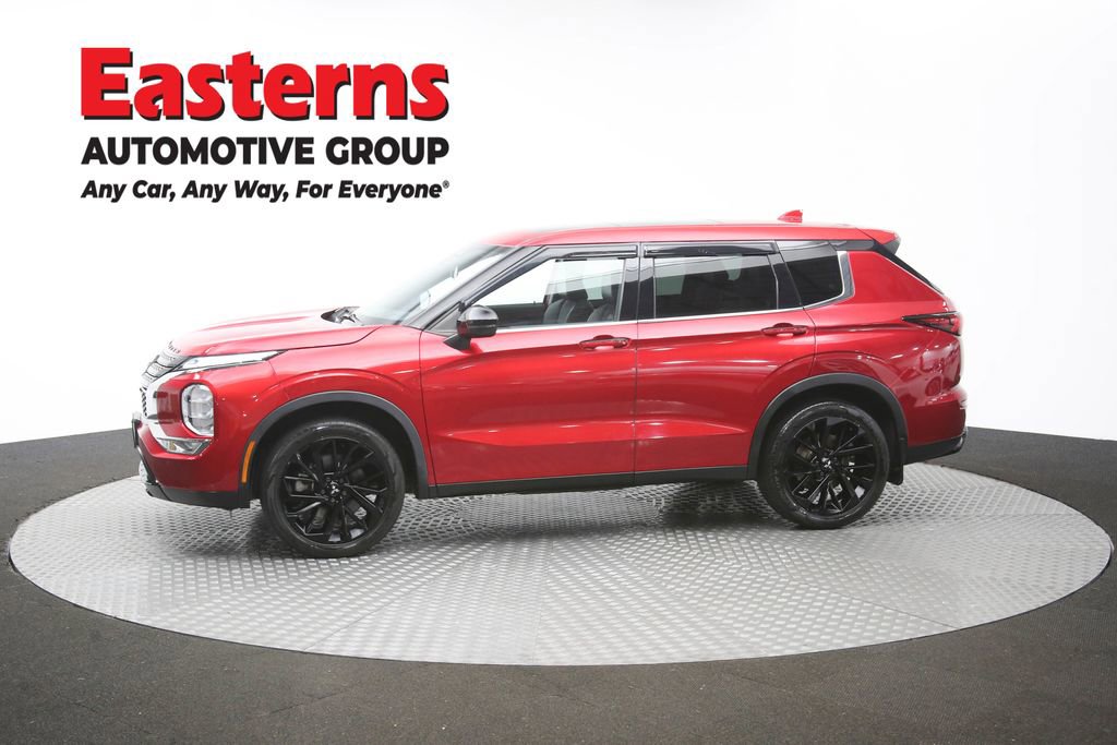 Used 2022 Mitsubishi Outlander SE FWD image 59