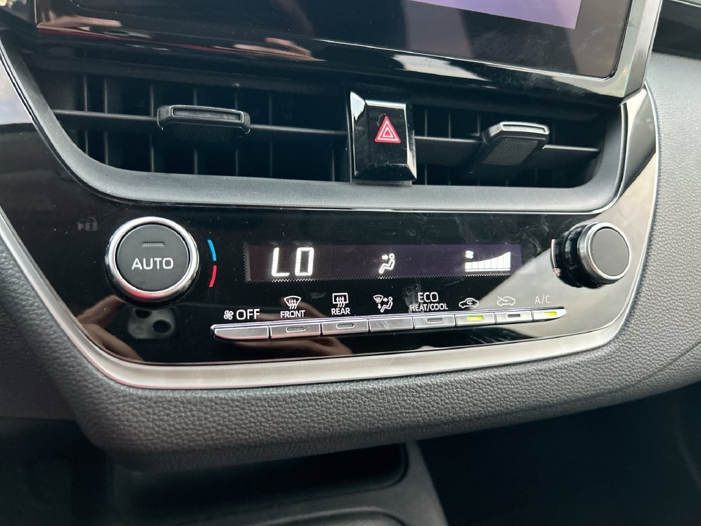 Used 2023 Toyota Corolla LE FWD image 24