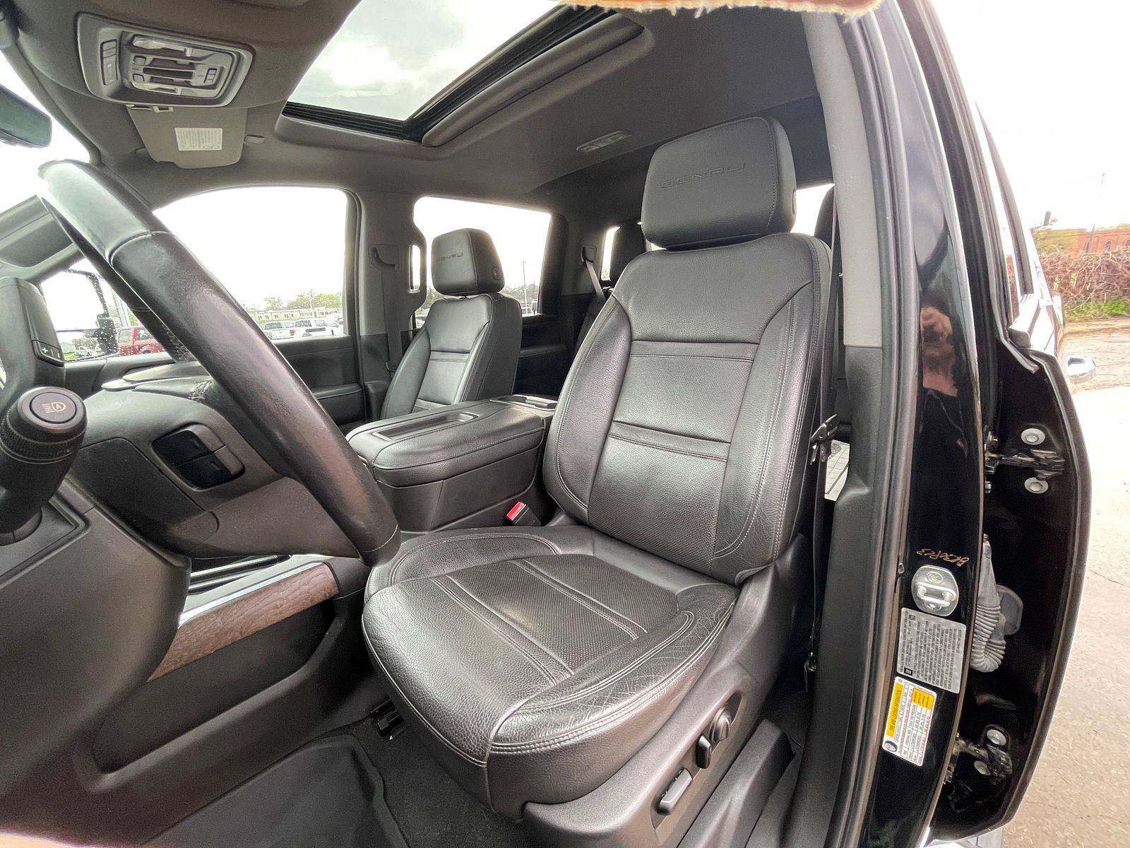 Used 2021 GMC Sierra 2500 Denali w/ Denali Ultimate Package AWD/4WD image 10