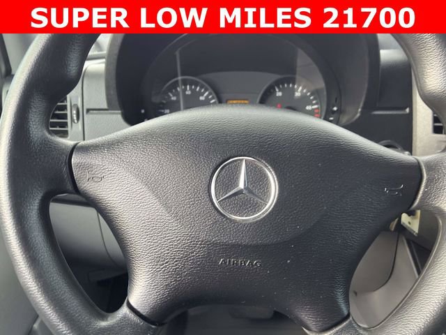 Used 2015 Mercedes-Benz Sprinter 2500 image 23