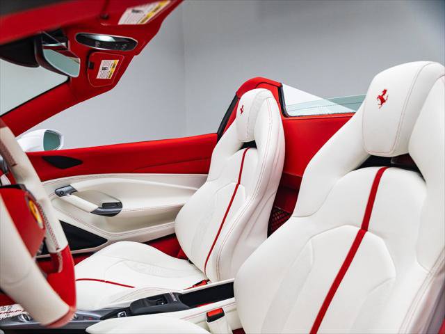 Used 2022 Ferrari F8 Tributo RWD image 21