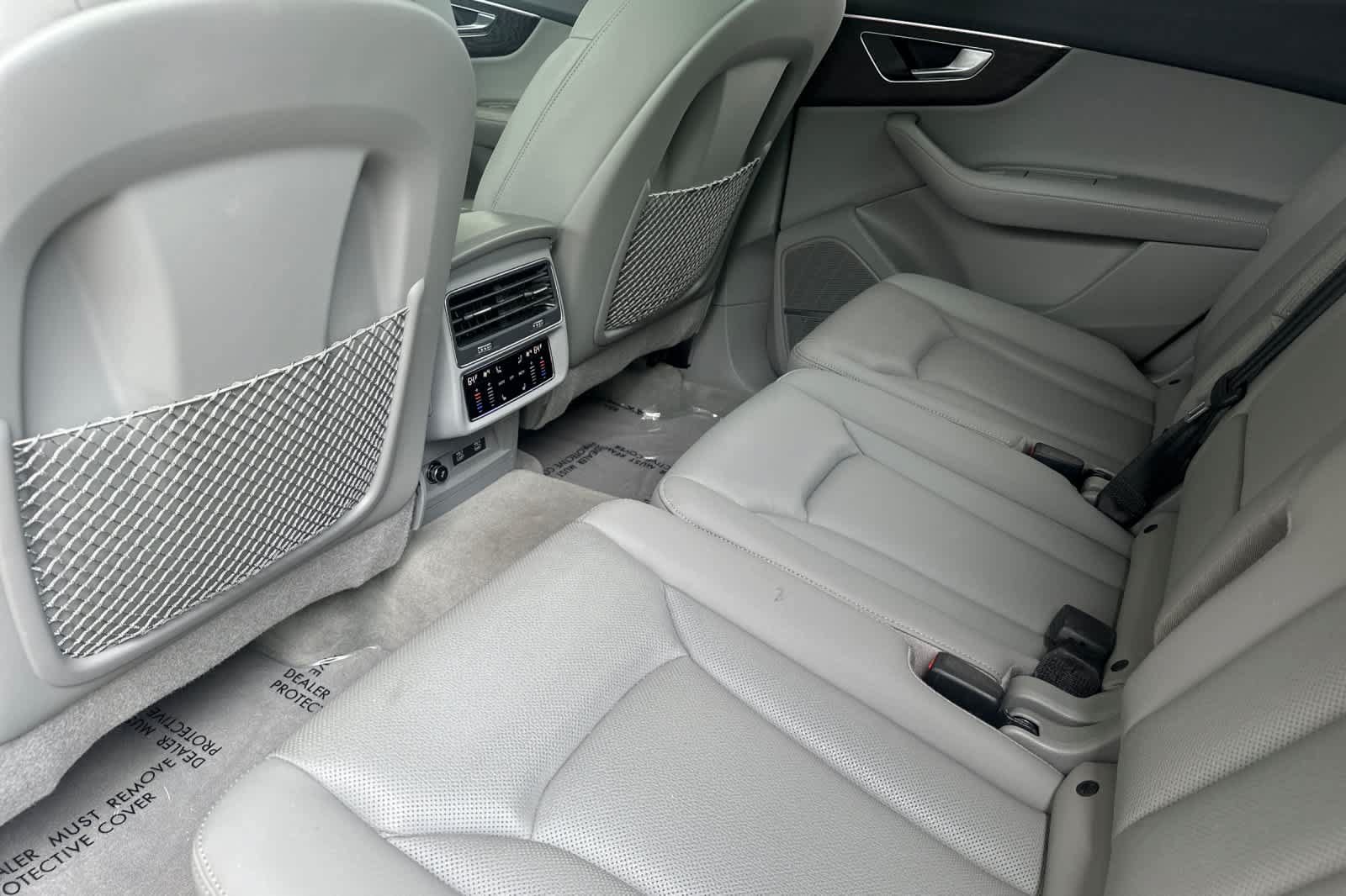 Used 2021 Audi Q7 3.0T Prestige AWD/4WD image 4