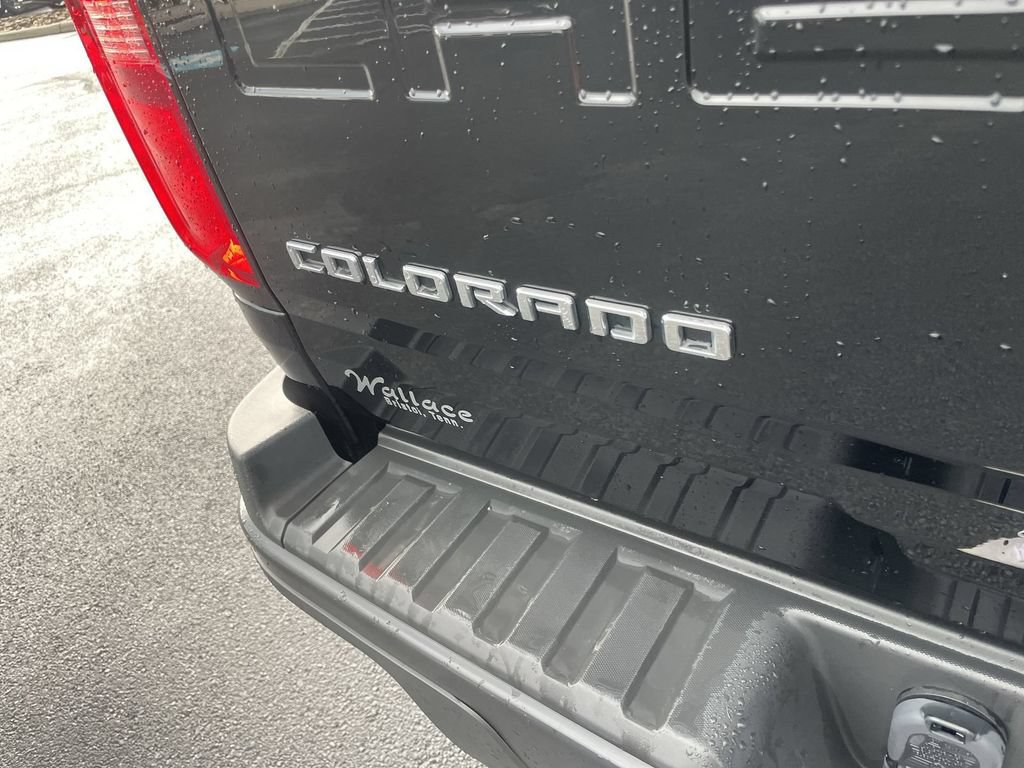 Used 2021 Chevrolet Colorado ZR2 w/ ZR2 Midnight Special Edition AWD/4WD image 7