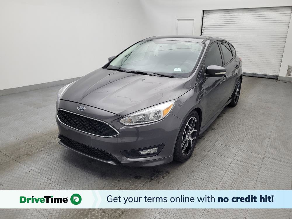Used 2015 Ford Focus SE w/ SE Sport Package image 1