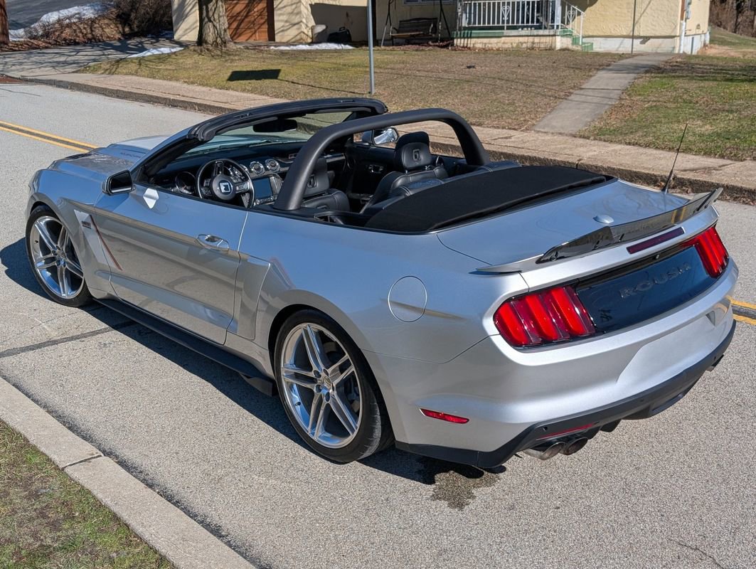 Used 2016 Ford Mustang GT Premium w/ Equipment Group 401A image 2