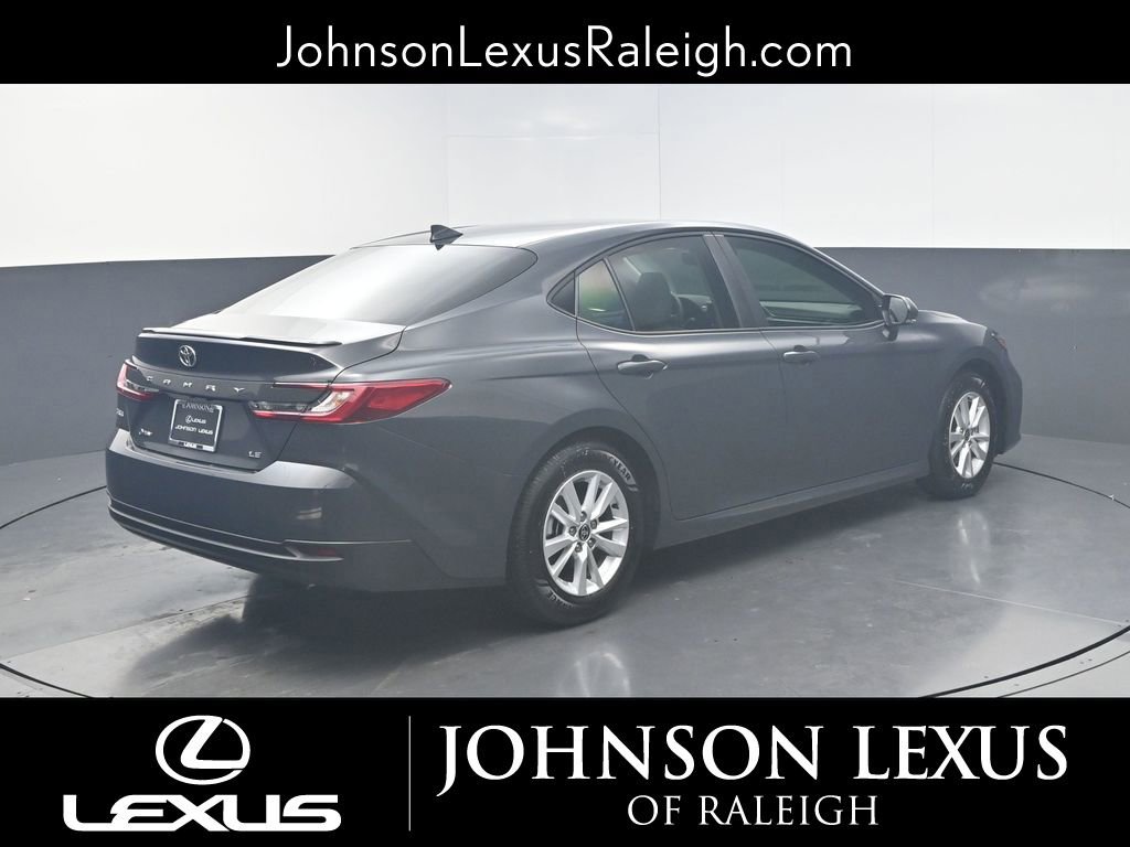 Used 2025 Toyota Camry Hybrid image 9