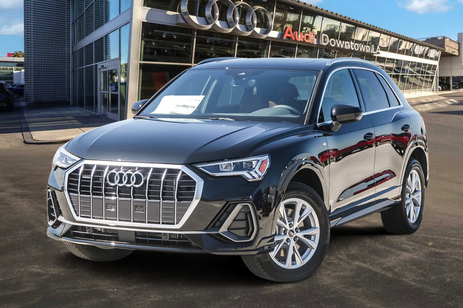 New 2025 Audi Q3 2.0T Premium