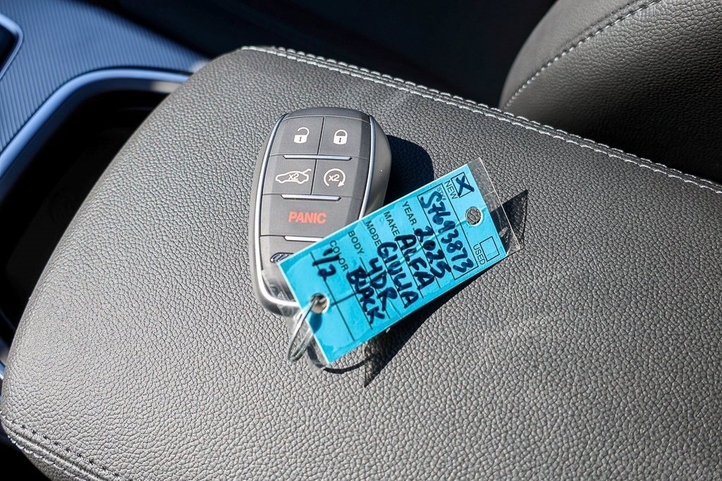 New 2025 Alfa Romeo Giulia w/ Driving Assist Package image 27