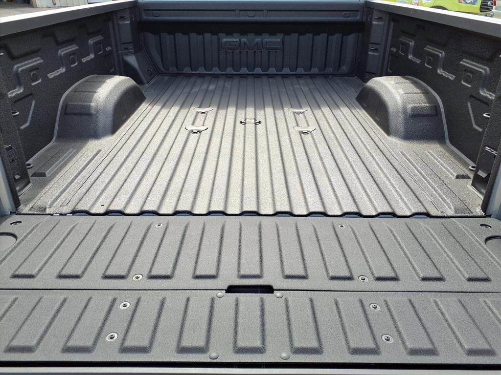 New 2026 GMC Sierra 2500 AT4 w/ AT4 Premium Plus Package image 11