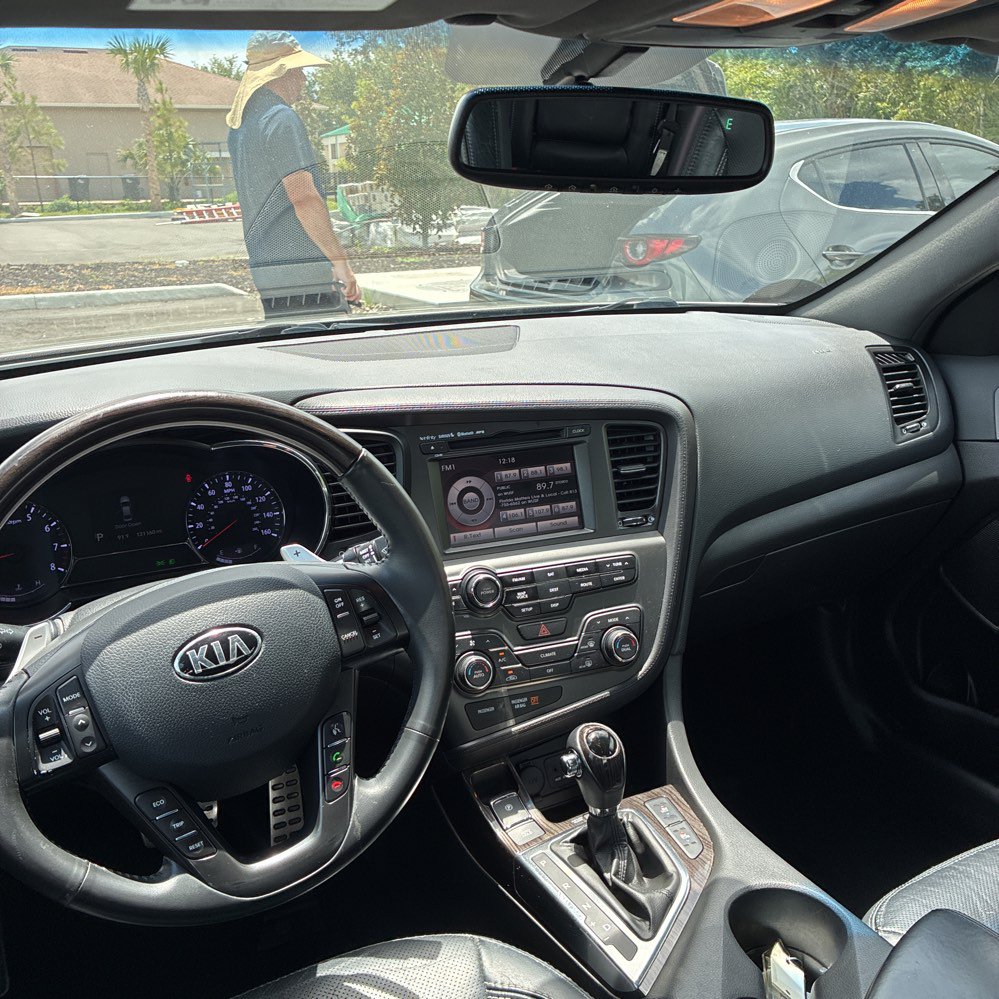 Used 2013 Kia Optima SX w/ Limited Pkg FWD image 13