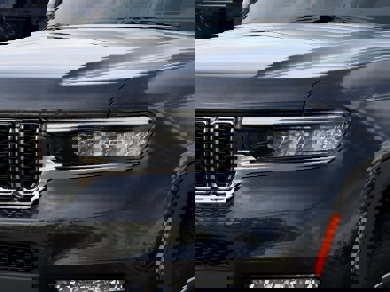 New 2025 Jeep Grand Cherokee L Limited image 15