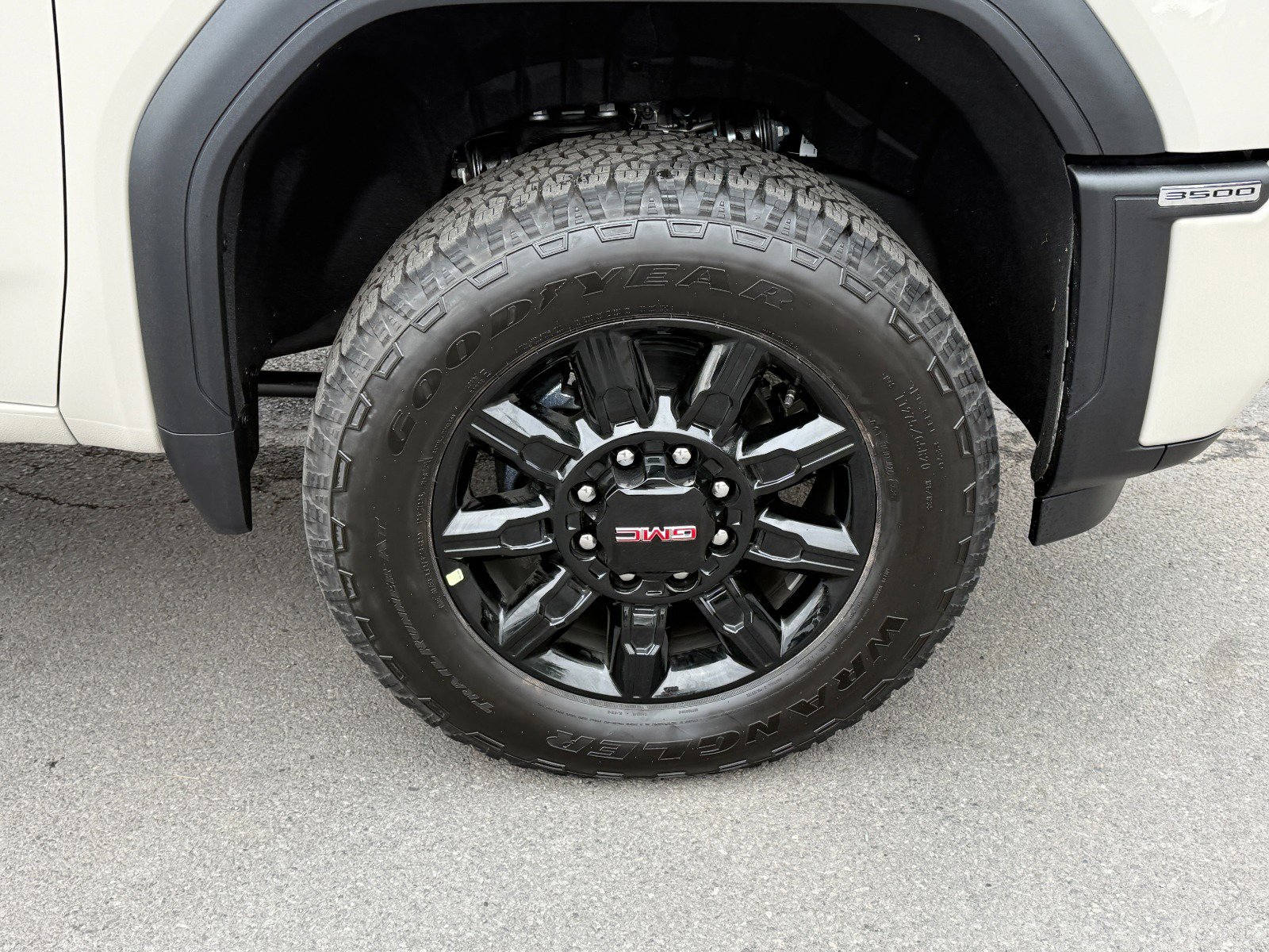 New 2026 GMC Sierra 3500 AT4 image 12