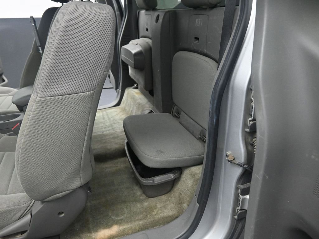 Used 2017 Nissan Frontier S image 24