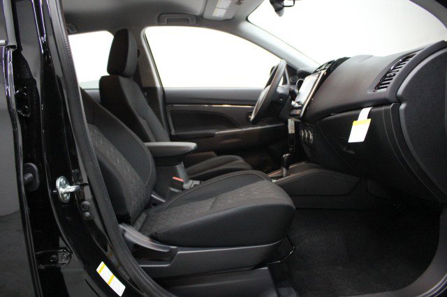 New 2026 Mitsubishi Outlander Sport ES image 18