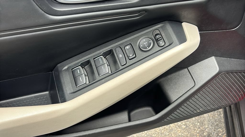 Used 2024 Honda Accord EX image 11