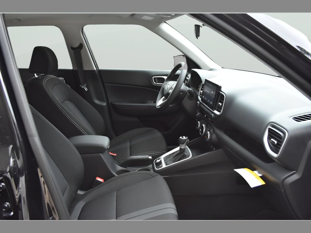 New 2026 Hyundai Venue SEL FWD image 14